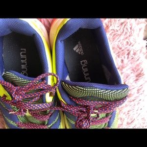 Running shoes